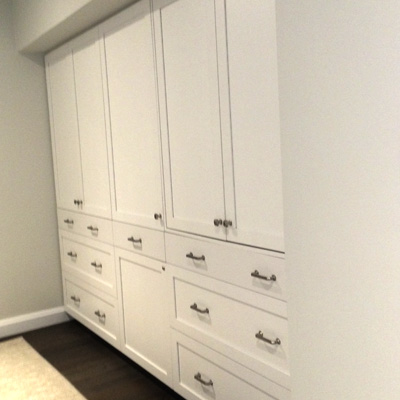 Click to view a gallery of Custom Cabinetry images